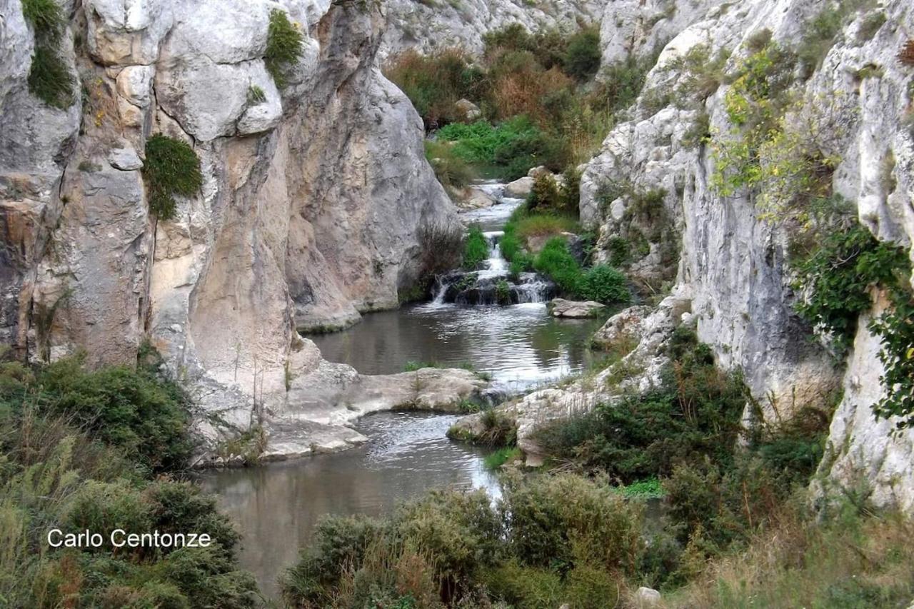 Апартаменты Da Noi. Nella Citta Dell'Acqua E Della Pietra. Гравина-ин-Пулья Экстерьер фото